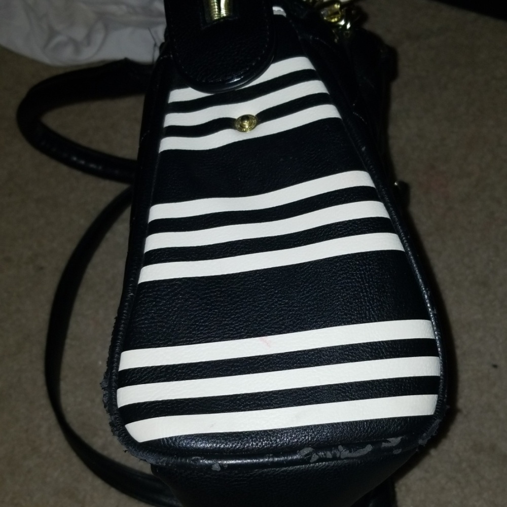 Betsy Johnson purse - Picture 4 of 4